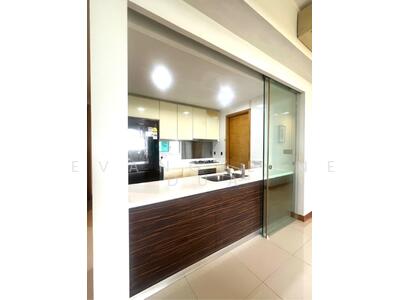 For Sale - Tree House