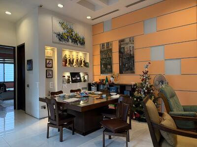 For Sale - ⭐️⭐️LANDED7772⭐️Rienzi Street