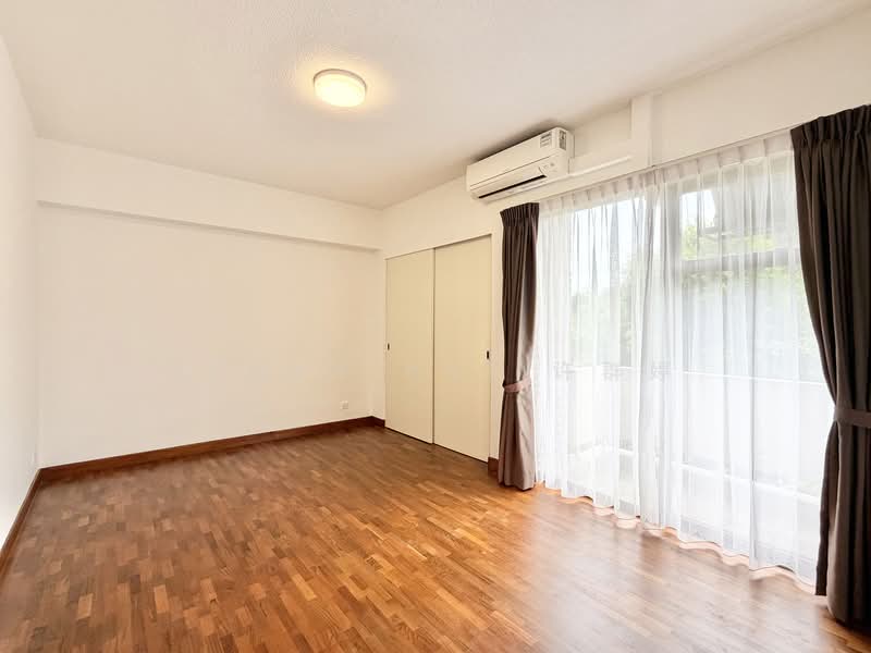 Cavenagh Court, 151 Cavenagh Road, 3 Bedrooms, 1,819 sqft, Apartment For Rent, by Jenny Hui 许群婷, 60217370 - Master Bedroom - PropertyGuru.com.sg