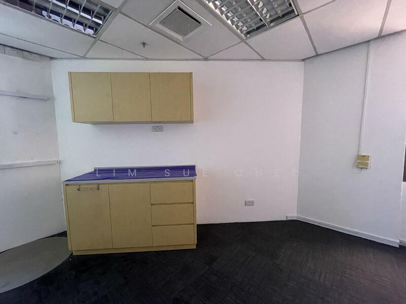 Peninsula Plaza, 111 North Bridge Road, 1,486 sqft, Office For Rent, by Lim Sue Chee, 60217432 - CommercialGuru.com.sg