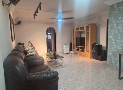 For Rent - 221 Serangoon Avenue 4