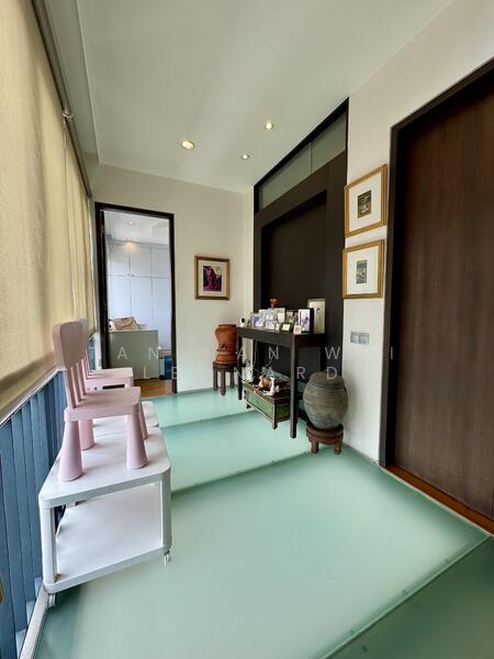 Second Level Landing Area