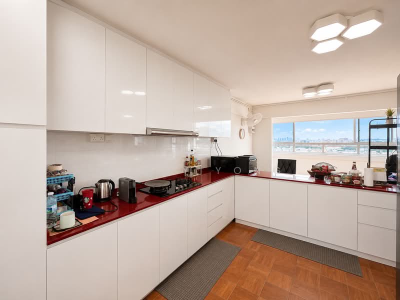 130 Bedok Reservoir Road, 130 Bedok Reservoir Road, 3 Bedrooms, 1,625 sqft, HDB Flat For Sale, by Sandy Yong, 60217648 - Kitchen - PropertyGuru.com.sg