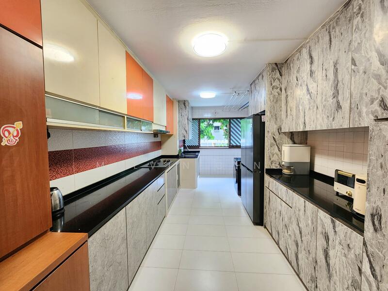 Renovated Large Kitchen