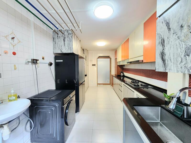 Renovated Large Kitchen