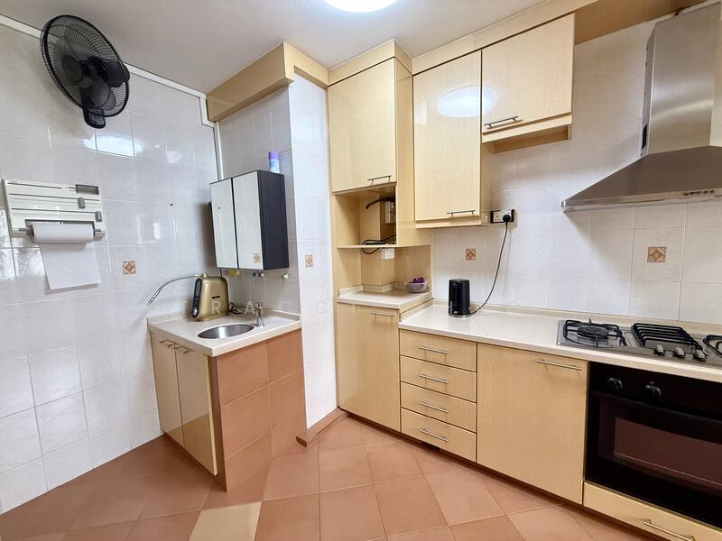 Kitchen with vanity area for guests