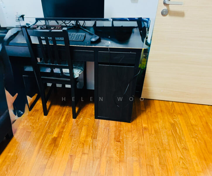 BedRm3, fits single bed & desk