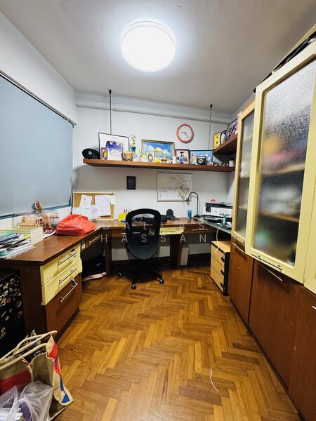 For Sale - 467A Admiralty Drive