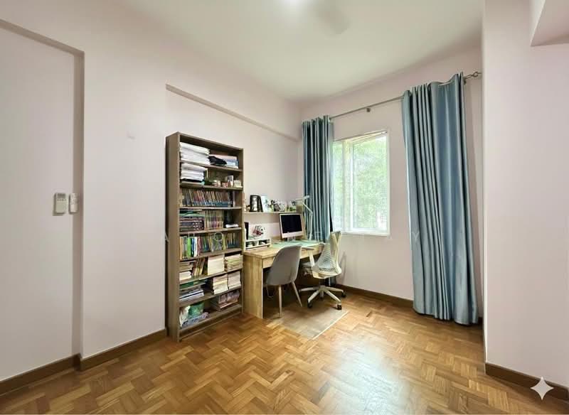 Duchess Crest, 64 Duchess Avenue, Tanglin / Holland / Bukit Timah, 4 Bedrooms, 1,711 sqft, Condominium For Sale, by Caroline Tay, 60217790 - Study - PropertyGuru.com.sg