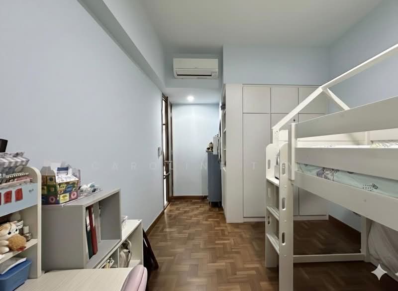 Duchess Crest, 64 Duchess Avenue, Tanglin / Holland / Bukit Timah, 4 Bedrooms, 1,711 sqft, Condominium For Sale, by Caroline Tay, 60217790 - Bedroom - PropertyGuru.com.sg