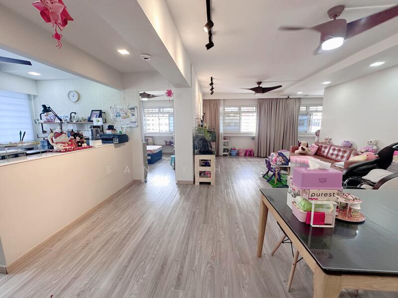 For Sale - 760 Jurong West Street 74