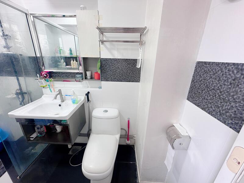 For Sale - 760 Jurong West Street 74