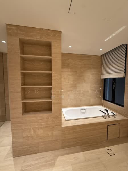 The Colonnade, 82 Grange Road, 4 Bedrooms, 3,994 sqft, Condominium For Rent, by Dolly Chia 谢梅莉, 60217833 - Bathroom - PropertyGuru.com.sg