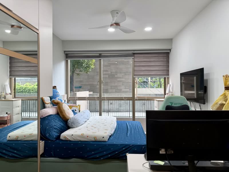 The Vales, 79 Anchorvale Crescent, 3 Bedrooms, 1,044 sqft, Condominium For Sale, by Rell Cai, 60217850 - Master Bedroom - PropertyGuru.com.sg