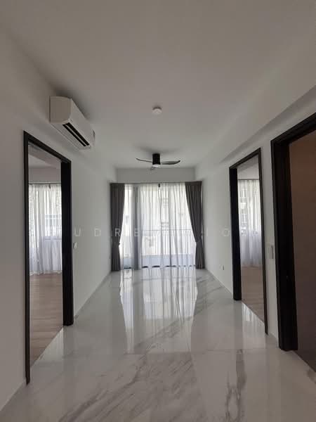 Jervois Mansion, 4 Jervois Close, 2 Bedrooms, 786 sqft, Condominium For Sale, by Audrey Siow, 60217929 - Living Room - PropertyGuru.com.sg