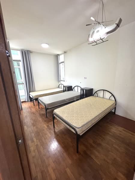 Lilydale Condominium For Sale at S$ 1,130,000 | PropertyGuru Singapore - Bedroom