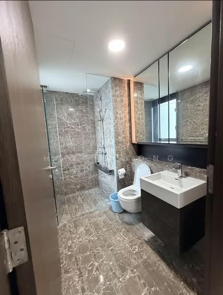 Principal Garden, 91 Prince Charles Crescent, 1 Bedroom, 484 sqft, Condominium For Sale, by Hazel Wong You Er, 60217939 - Bathroom - PropertyGuru.com.sg