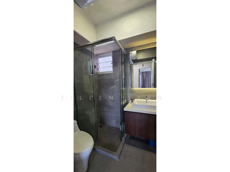 670B Edgefield Plains, 670B Edgefield Plains, 3 Bedrooms, 1,001 sqft, HDB Flat For Sale, by Eileen Lian, 60218044 - Common Bathroom - PropertyGuru.com.sg