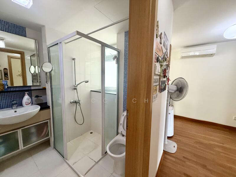 Savannah Condopark Condominium For Sale at S$ 1,520,000 | PropertyGuru Singapore - Bathroom
