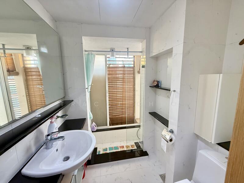 Savannah Condopark Condominium For Sale at S$ 1,520,000 | PropertyGuru Singapore - Bathroom