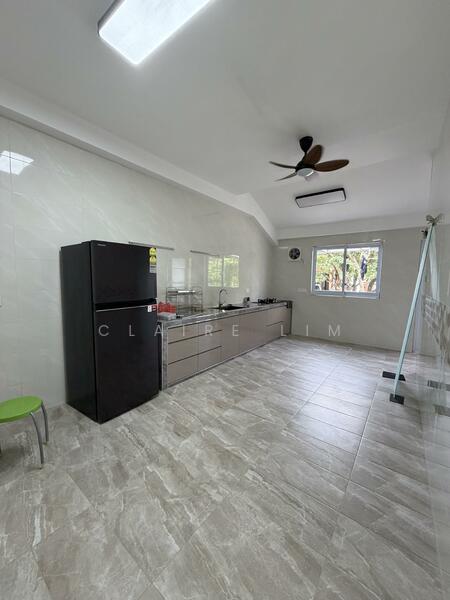 For Rent - Tembeling Road