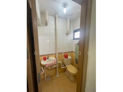 For Sale - 208 Ang Mo Kio Avenue 1