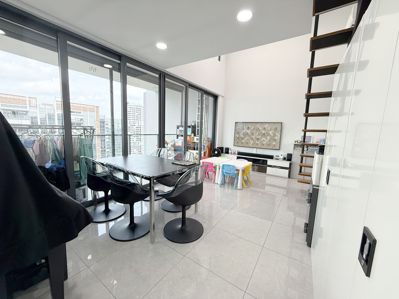 Parc Clematis Condominium For Sale at S$ 2,988,888 | PropertyGuru Singapore - Living Room