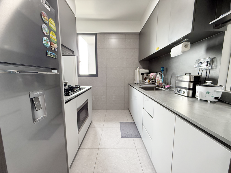 Parc Clematis Condominium For Sale at S$ 2,988,888 | PropertyGuru Singapore - Kitchen