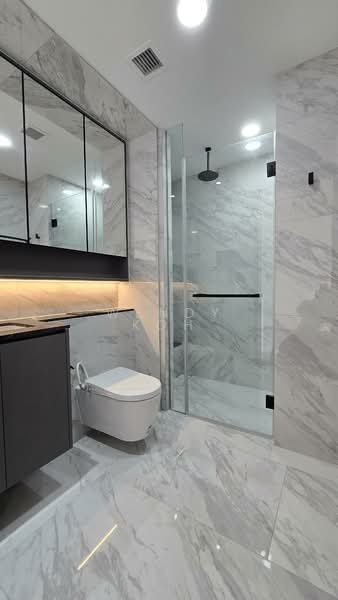 The Landmark, 173 Chin Swee Road, 1 Bedroom, 495 sqft, Condominium For Rent, by Wendy Koh, 60218553 - Bathroom - PropertyGuru.com.sg