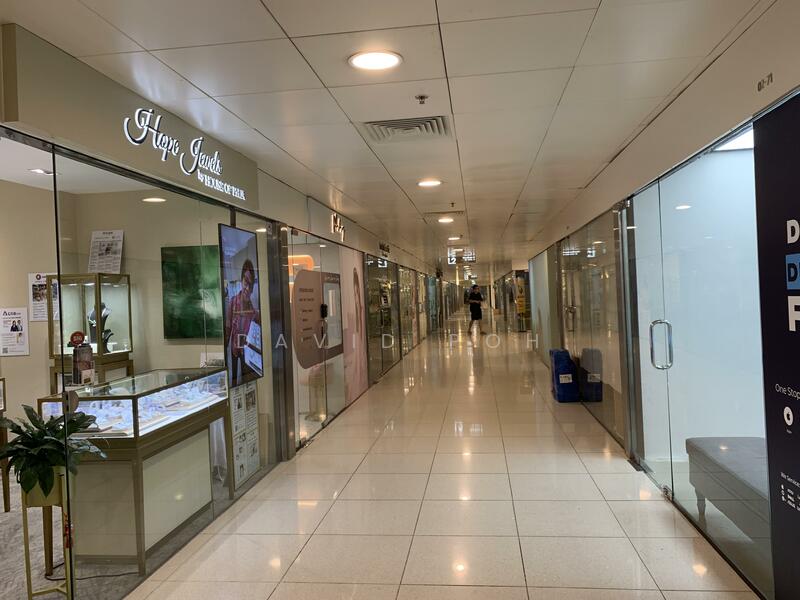International Plaza, 10 Anson Road, 108 sqft, Mall Shop For Rent, by David Poh, 60218572 - Corridor - CommercialGuru.com.sg