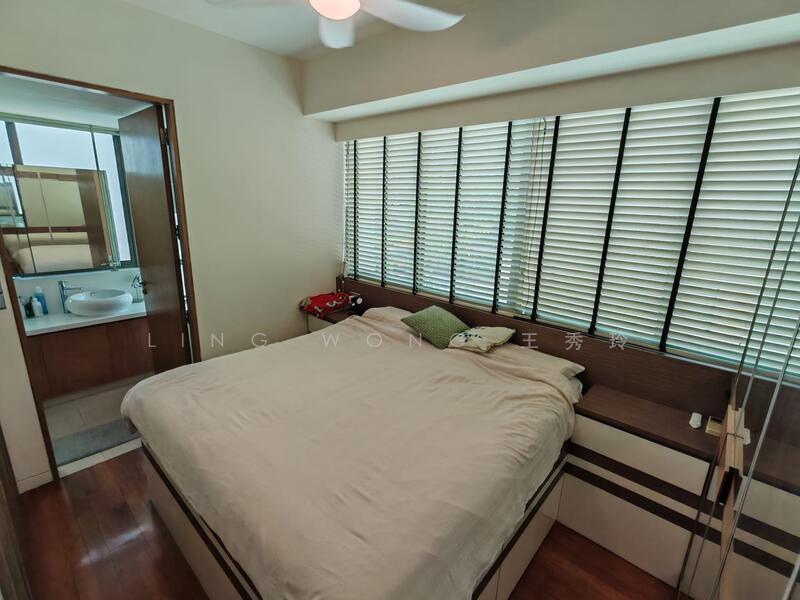 St Patrick's Residences Apartment For Sale at S$ 2,680,000 | PropertyGuru Singapore - Master Bedroom