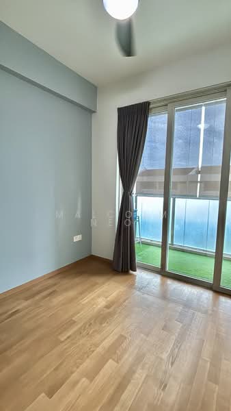 Vacanza @ East Condominium For Sale at S$ 1,450,000 | PropertyGuru Singapore - Balcony