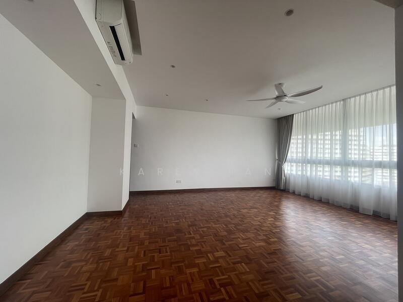 What a big living room!