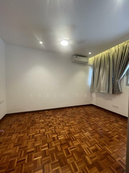 Common bedroom with wardrobe 