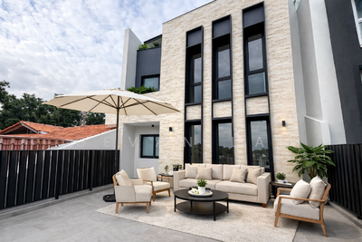 For Sale - 🔥BRAND NEW🔥 Freehold 3.5 Storey w/ Attic & Lift