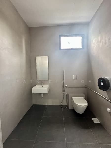Space 18, 18 Lorong Ampas, 1,787 sqft, Light Industrial (B1) For Sale, by Patricia Koh, 60218796 - Bathroom - CommercialGuru.com.sg