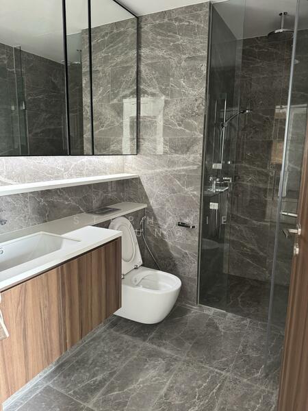 Lentor Modern, Lentor Central, 2 Bedrooms, 678 sqft, Condominium For Rent, by Stephanie Lung, 60218803 - Bathroom - PropertyGuru.com.sg