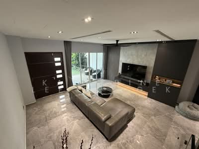 For Sale - ⭐️⭐️LANDED7772@Saraca Renovated Inter Terrace