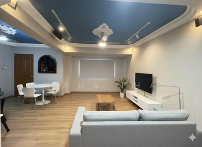 For Sale - 731 Woodlands Circle