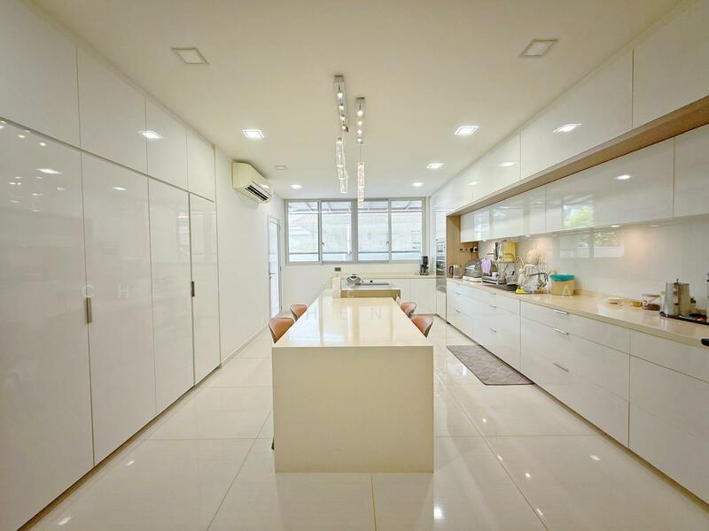 Kismis Avenue Semi-Detached House For Sale at S$ 10,380,000 | PropertyGuru Singapore - Kitchen