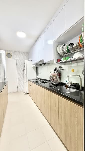 For Sale - 443C Bukit Batok West Avenue 8