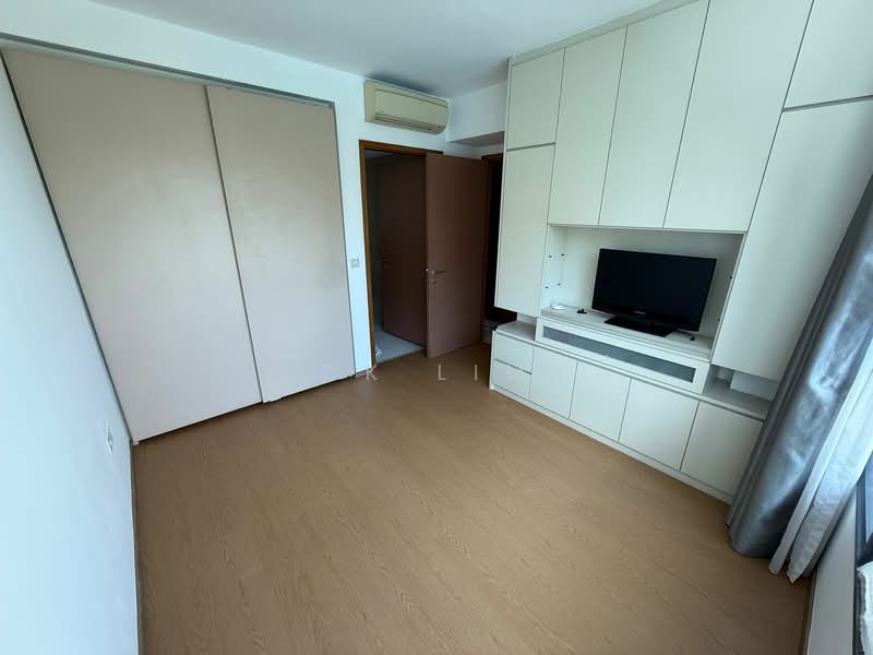 Belysa, 55 Pasir Ris Drive 1, 3 Bedrooms, 1,216 sqft, Executive Condominium For Sale, by CK Lim, 60219217 - Master Bedroom - PropertyGuru.com.sg