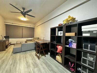 For Rent - 372 Jurong East Street 32