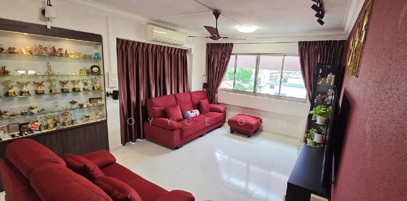 For Sale - 221 Hougang Street 21