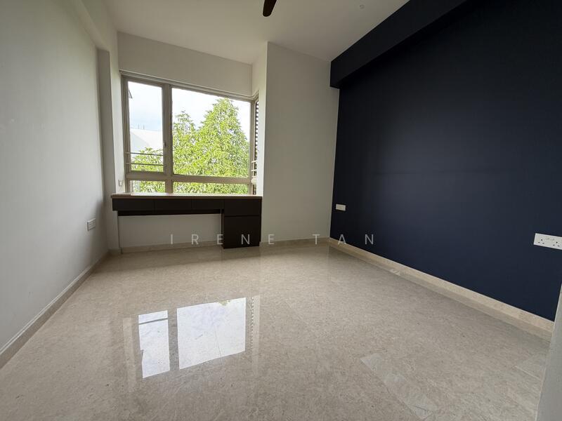 Master bedroom and in build study 