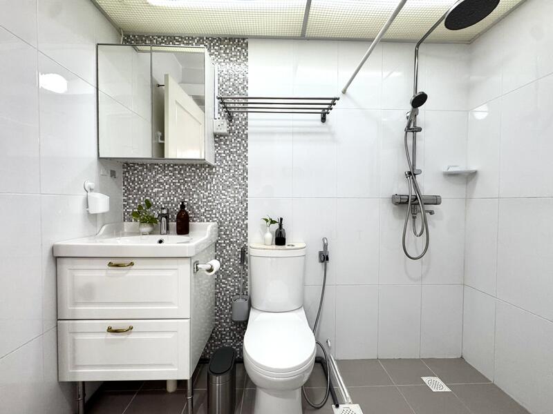 En-suite toilet 