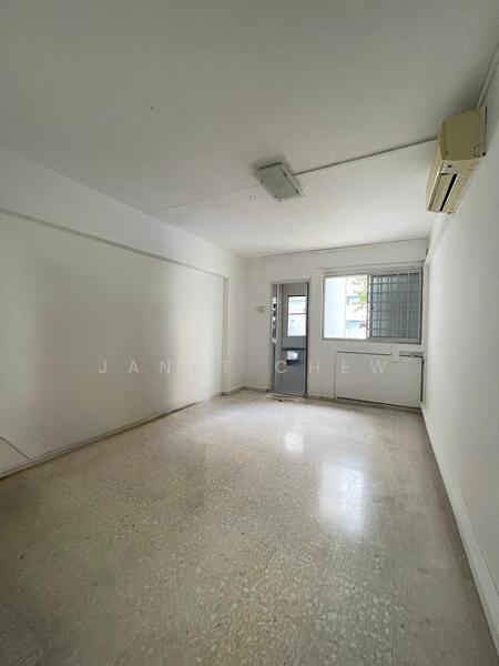 For Sale - 293 Tampines Street 22