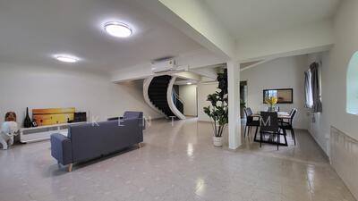 For Rent - Chancery Court