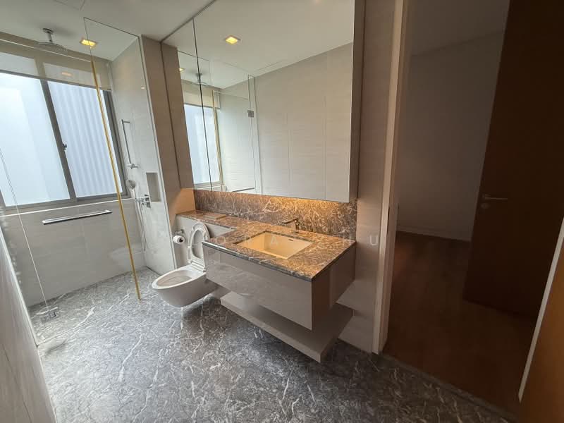 Hilltops, 99 Cairnhill Circle, 5 Bedrooms, 2,874 sqft, Condominium For Rent, by Flora Zhu, 60219553 - Bathroom - PropertyGuru.com.sg