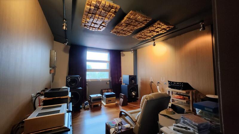 Beautiful 3.5Sty Semi-D With Lift & Pool @ East Coast/Frankel Locale Semi-Detached House For Sale at S$ 9,680,000 | PropertyGuru Singapore - Interior